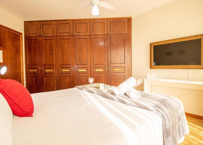 Prg111 - 4 Dorm, Climatizado, Prox A Av. Brasil